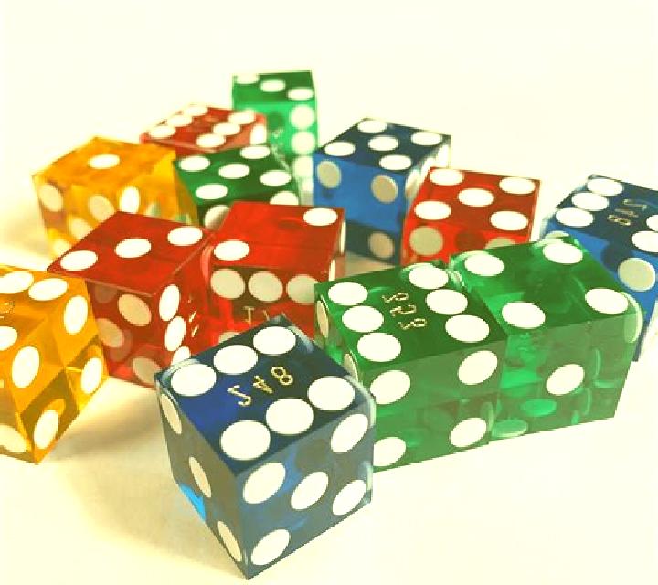 Attraction Dice slot game