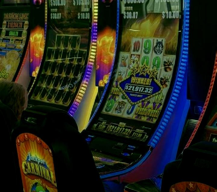 Attractive Flirt 50 slot machine