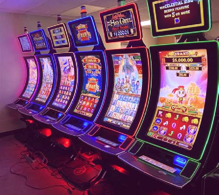 Baccarat (Orbital Gaming) slot machine
