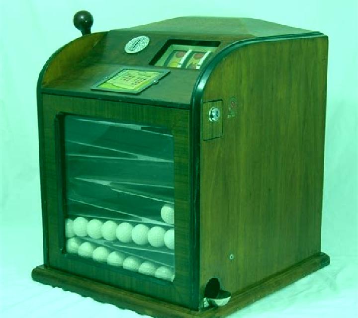 Ball and Ball slot machine