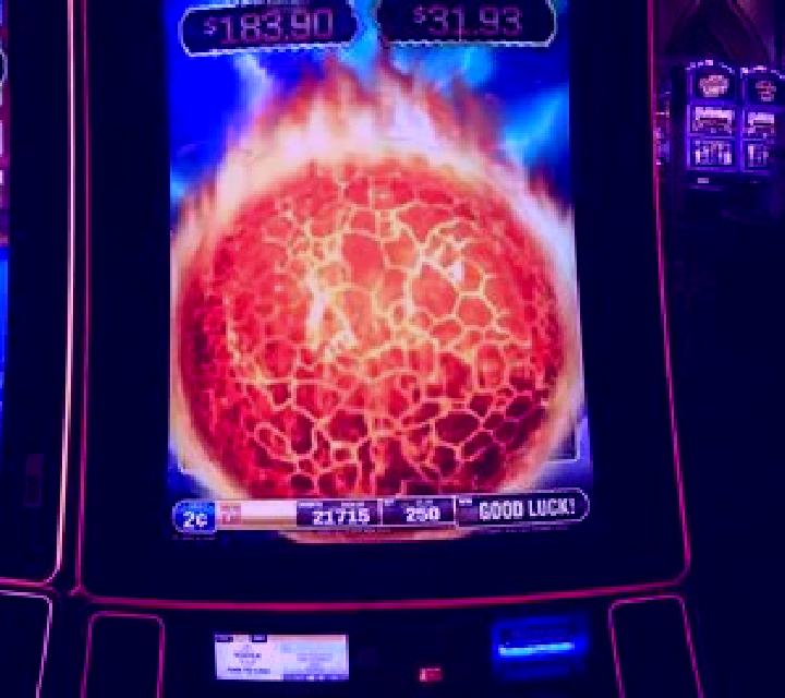 Balls of Fire slot machine