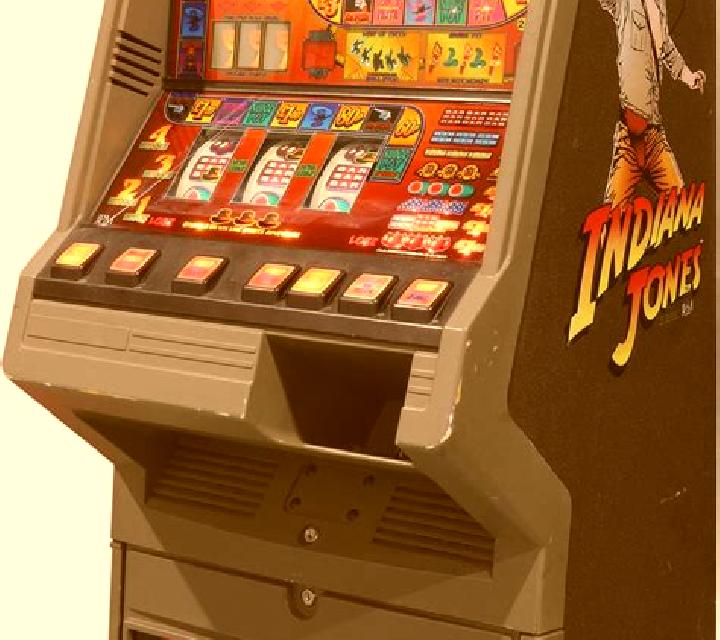 Banana Jones slot machine