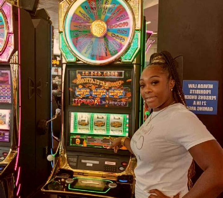 Barbaria slot machine