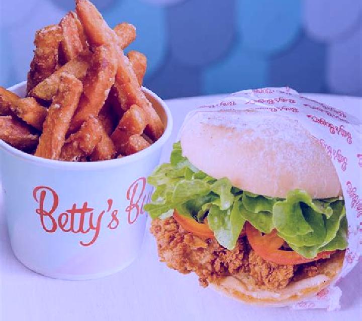 Betty’s Burgers online slot