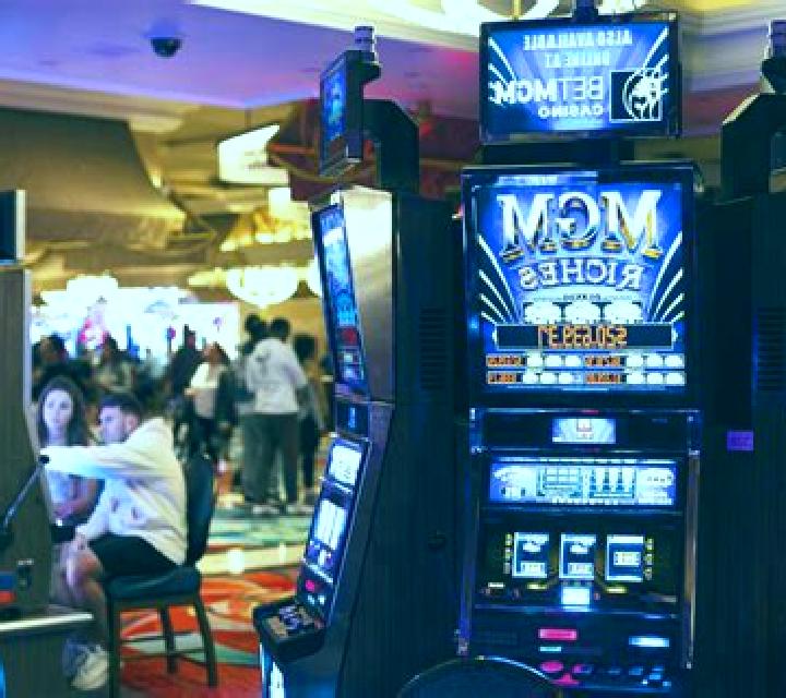 Big Boom Riches online slot