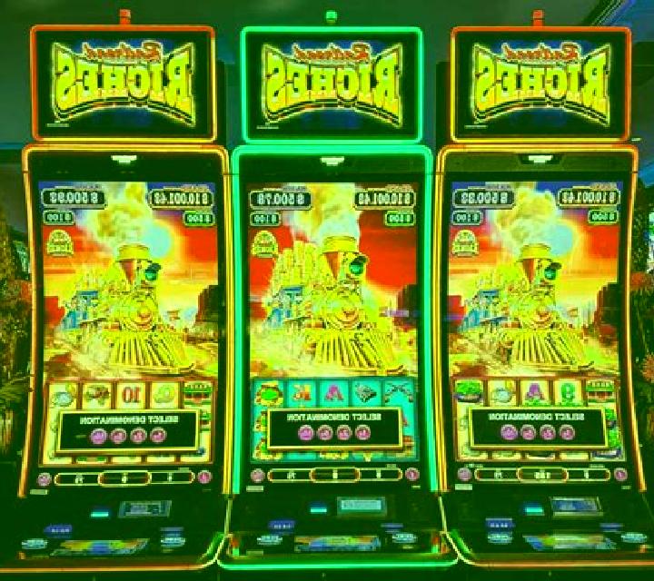 Big Boom Riches slot machine