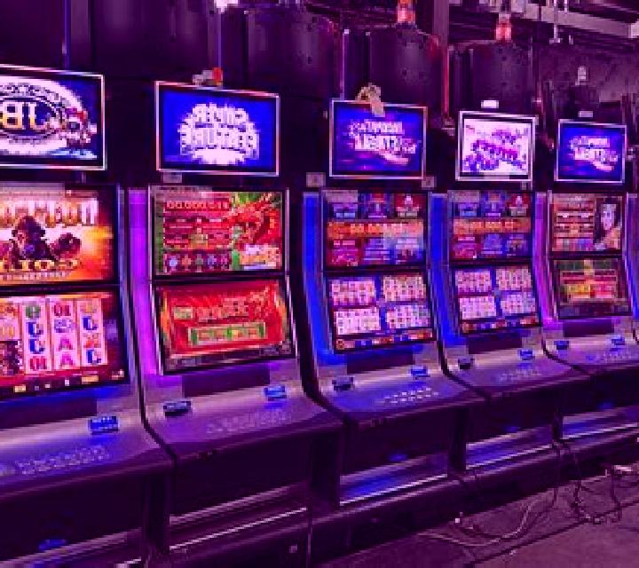 Big Button Bash online slot