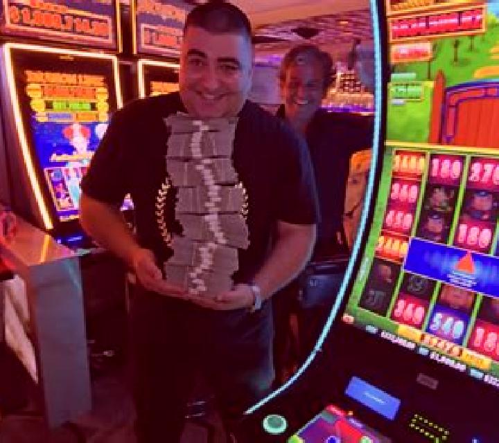 Big Show slot machine