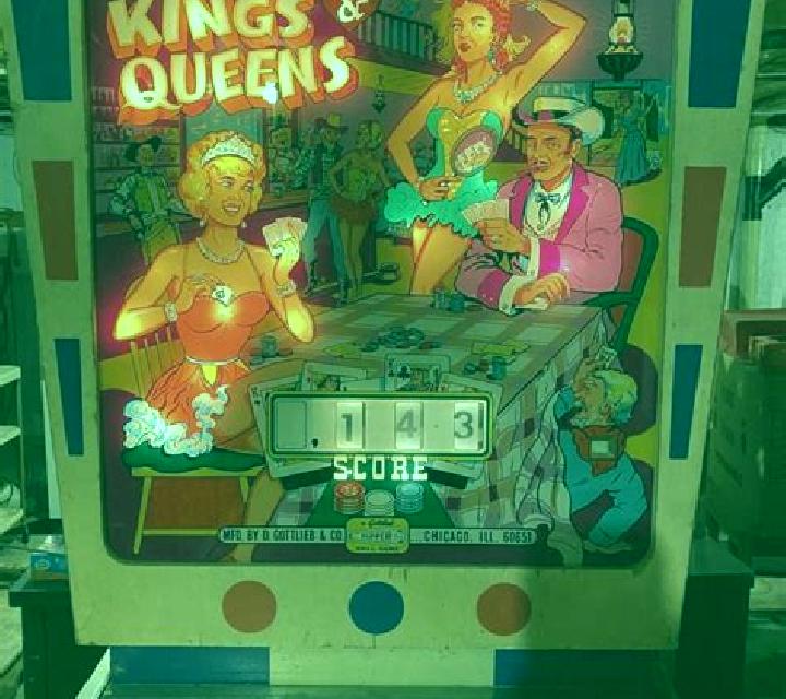Bikini Queens slot machine