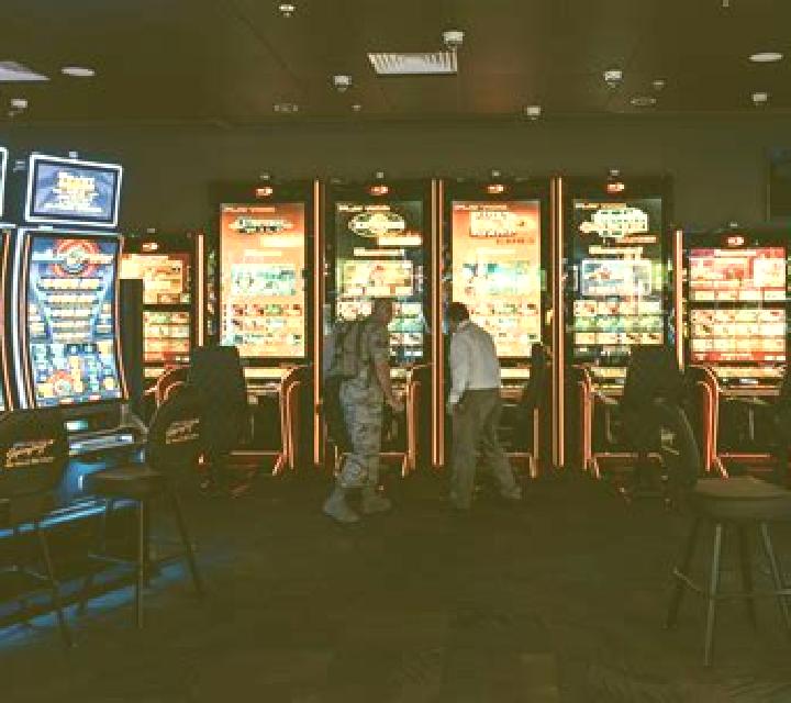 Billionaire Club slot machine