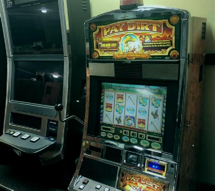 Blackjack Deluxe BB slot machine