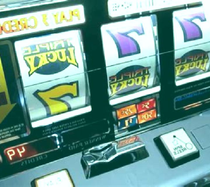 Blackjack Lucky Sevens slot machine