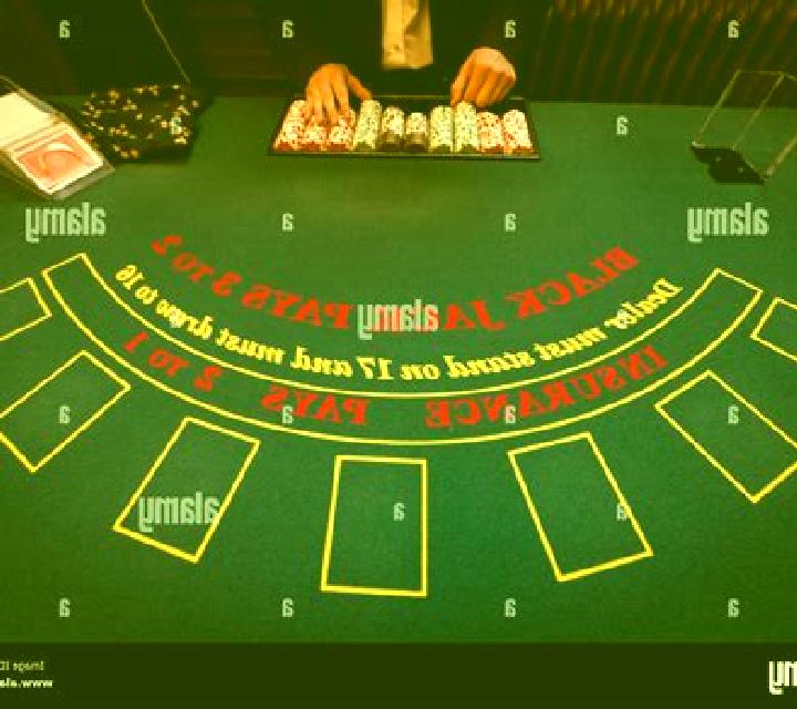 Blackjack Peek (Playtech) slot machine