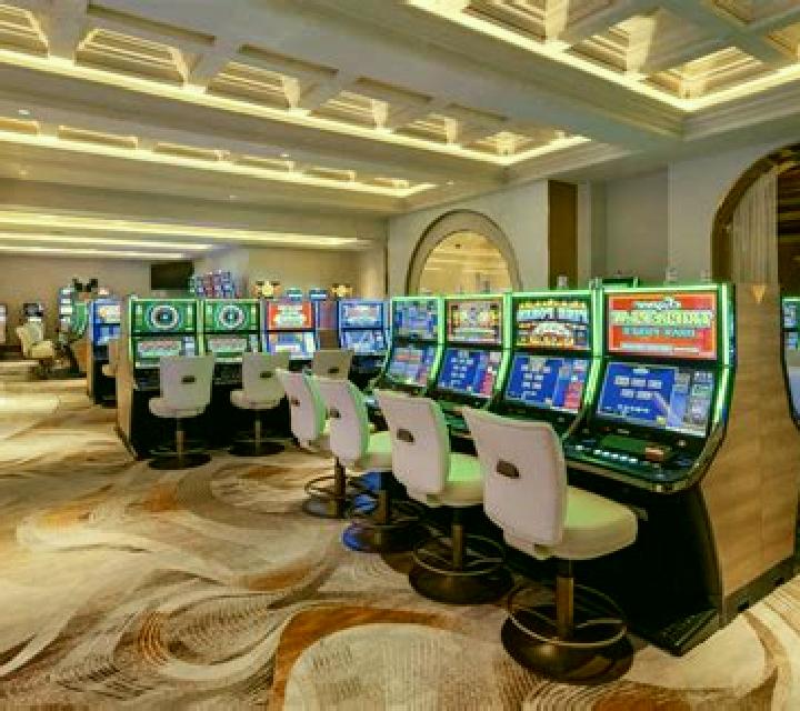 Blackjack Professional Series High Limit slot machine