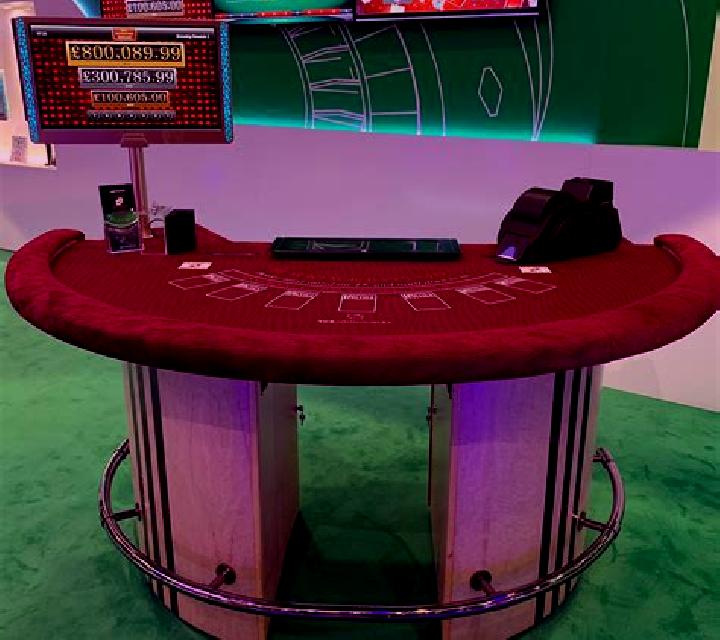 Blackjack Switch (Novomatic) online slot