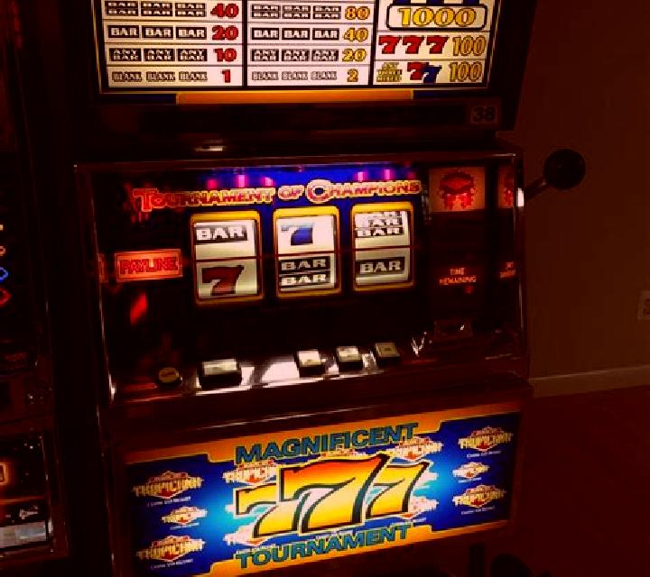 Blackjack Tournament slot machine