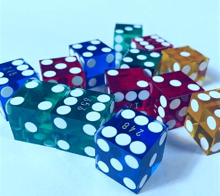 Blazing Coins 100 Dice slot game