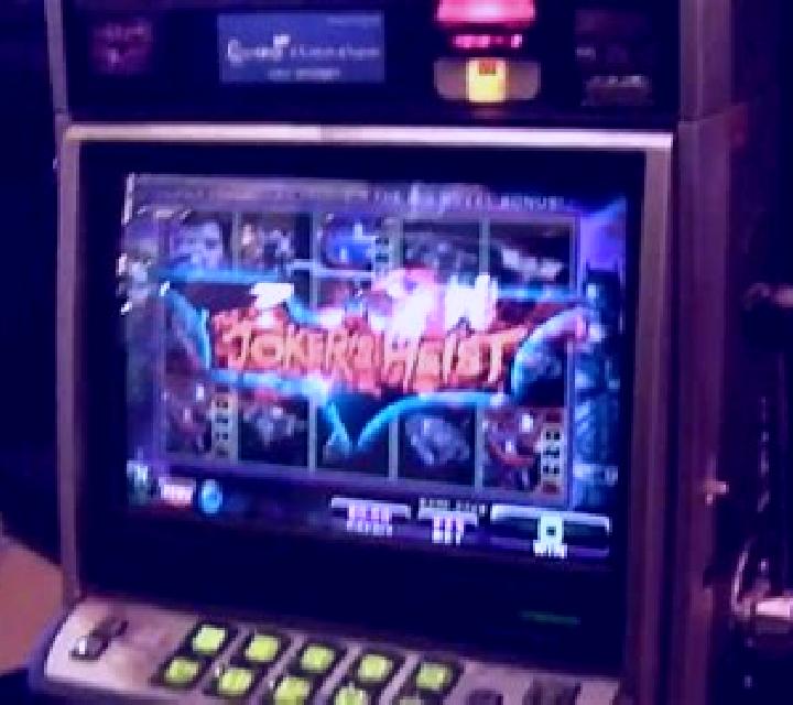 Block Heist slot machine