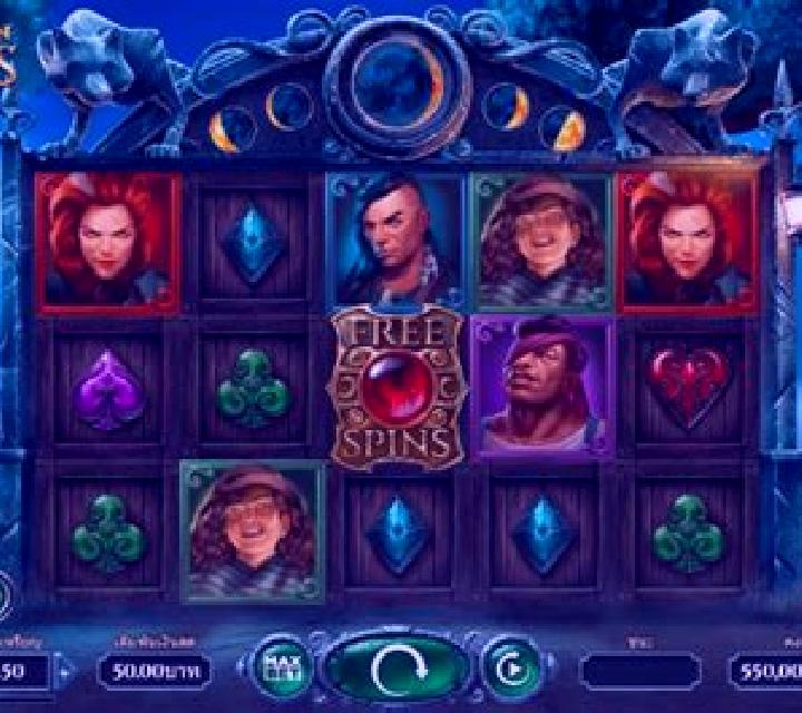 Blood Moon Wilds online slot