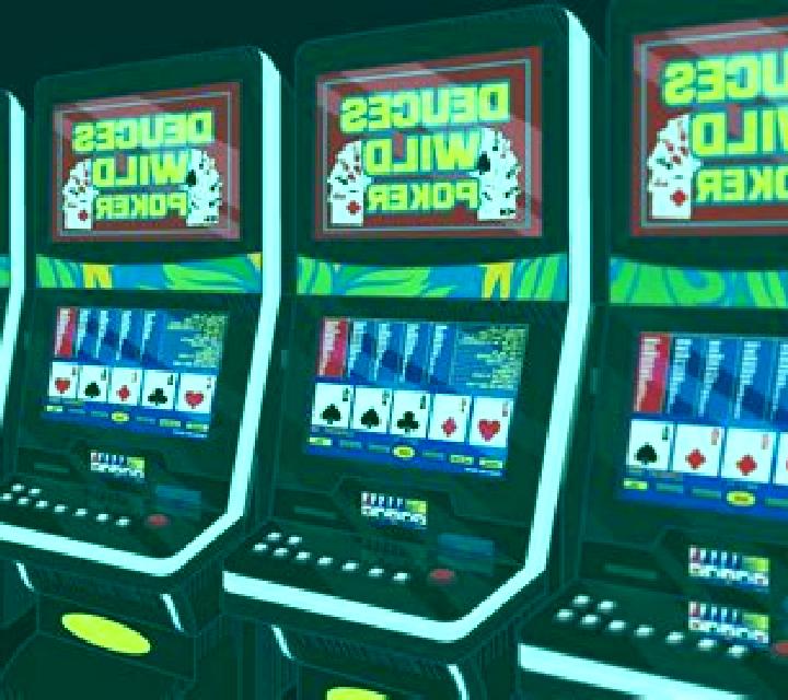 Bonus Deuces Wild - Power Poker online slot