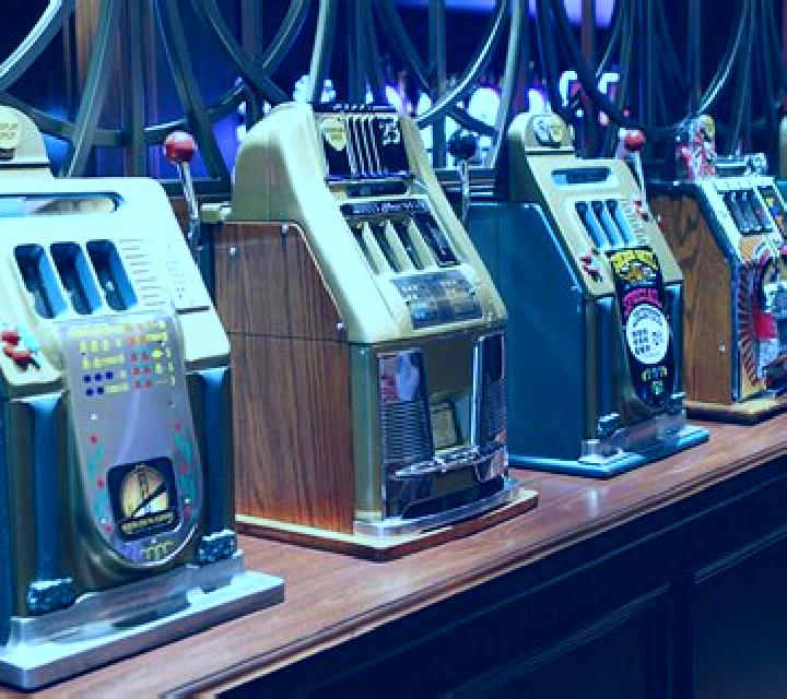 Book of Antique slot game