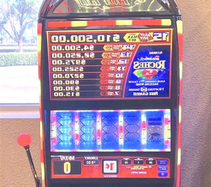 Book of Gold 2 Double Hit slot machine