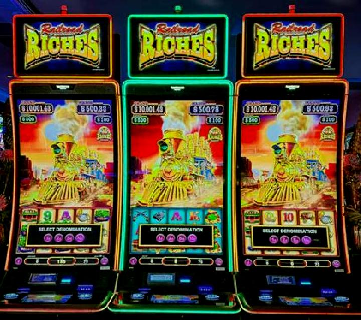 Book Of Piggy Bank - Riches slot machine