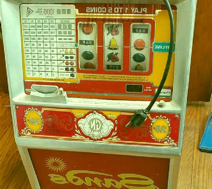 Book of Sand slot machine