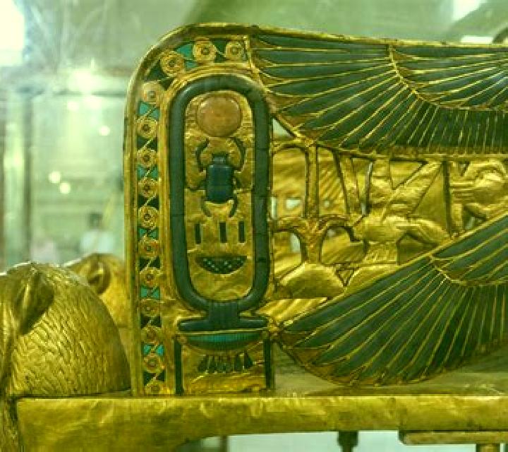 Book of Tutankhamun slot machine