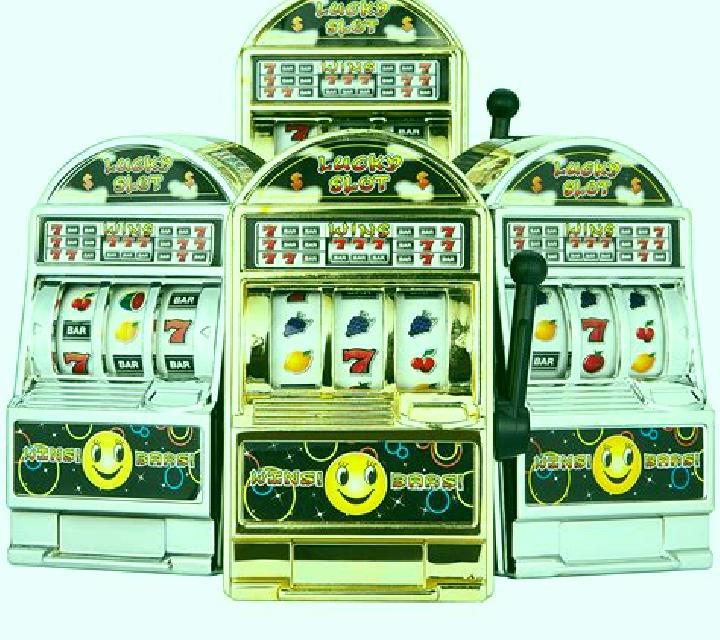 Build the Bank slot machine