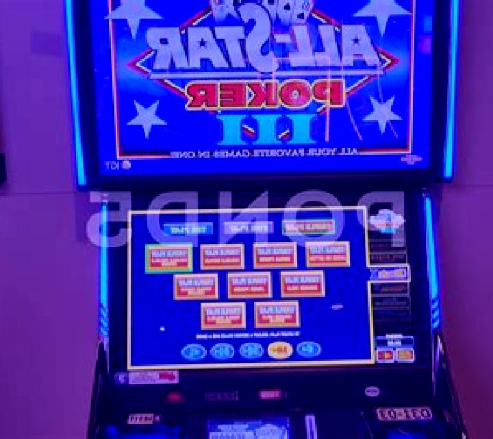 Burglar slot machine