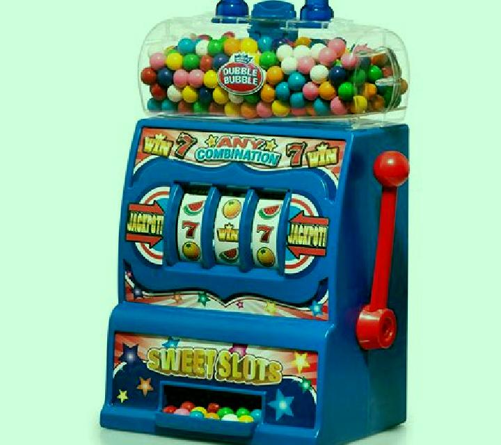 Candyfinity slot machine