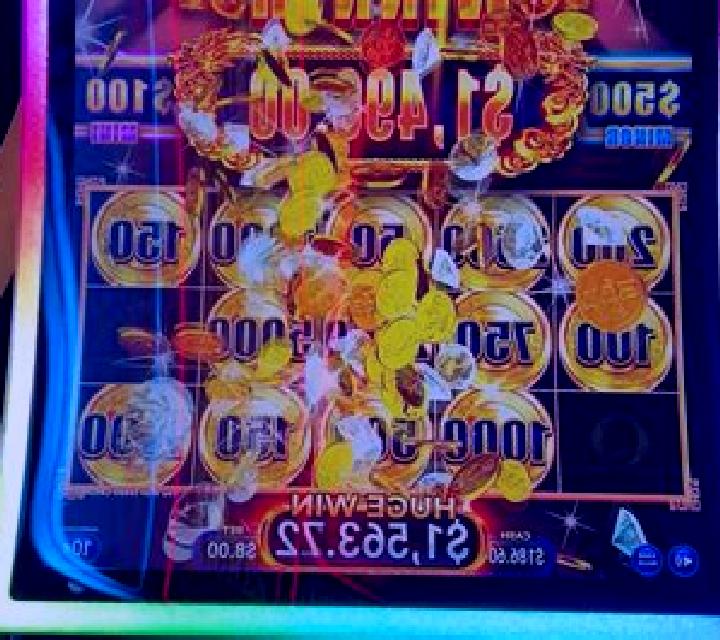 CANYON CASH slot machine