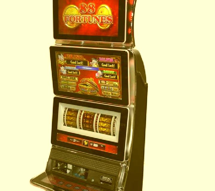 Captain Black Cat Fusion Reels slot machine