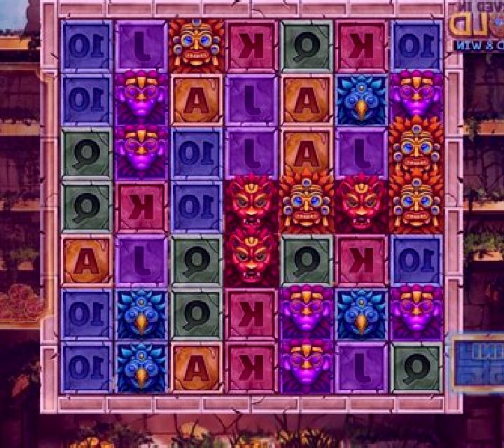 Carved in Gold: Hold & Win slot