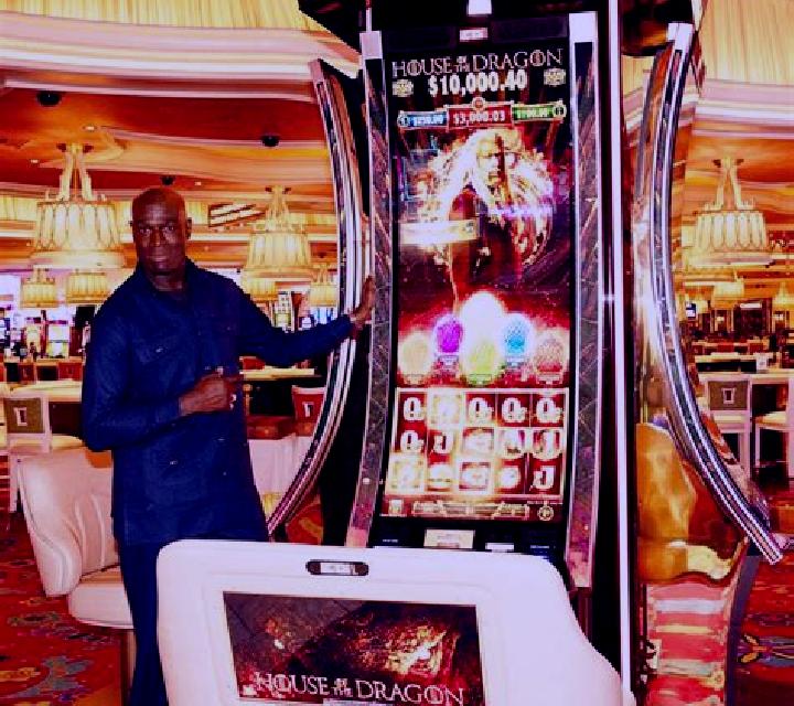 CASE OPENING slot machine