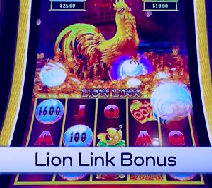 Cash 10 Royal Crown Bar Link slot game