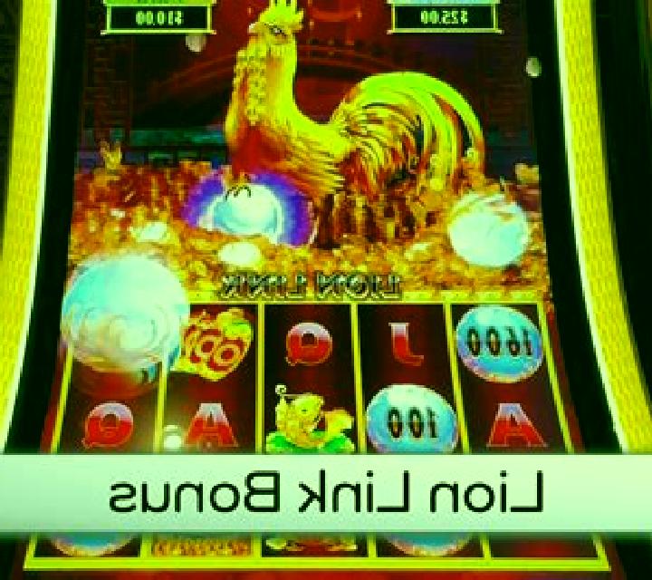 Cash 100 Golden Goal Bar Link slot game