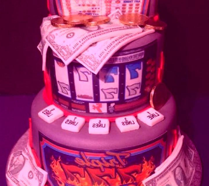 Cash Cakes slot machine