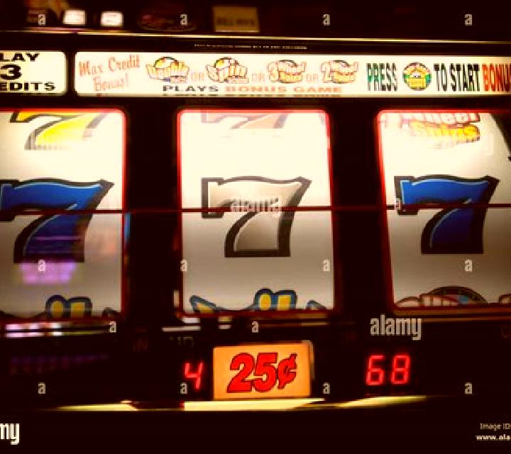 Cash Connection - Solid Sevens slot machine