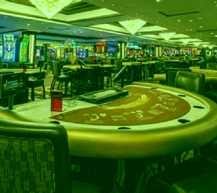 Casino High Low Poker (iSoftBet) slot machine