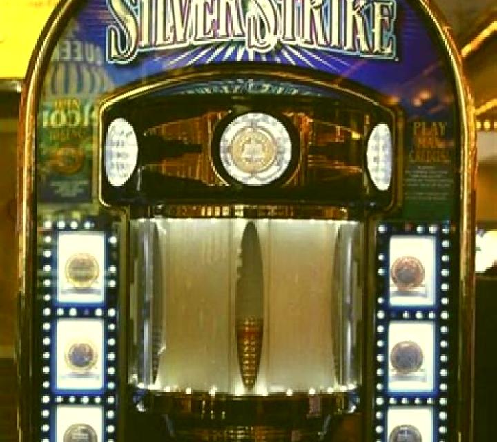 Casino Strike slot machine