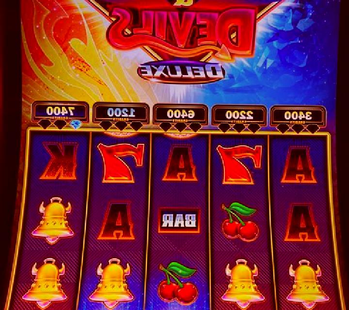 Chainsaw Devil slot machine