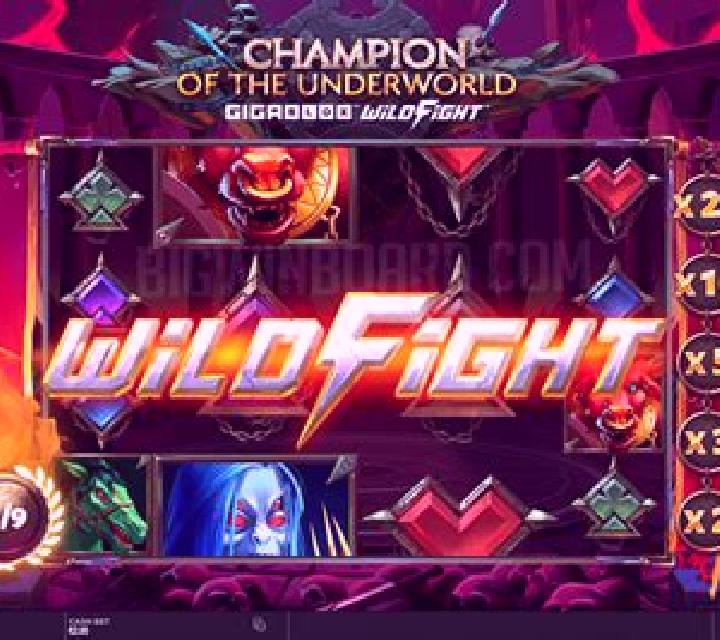 Champion of the Underworld online slot