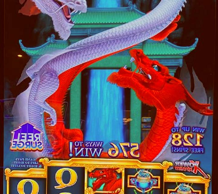 Chaos & Dragons slot machine
