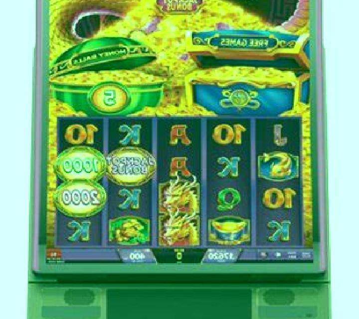 Charms and Treasures slot machine