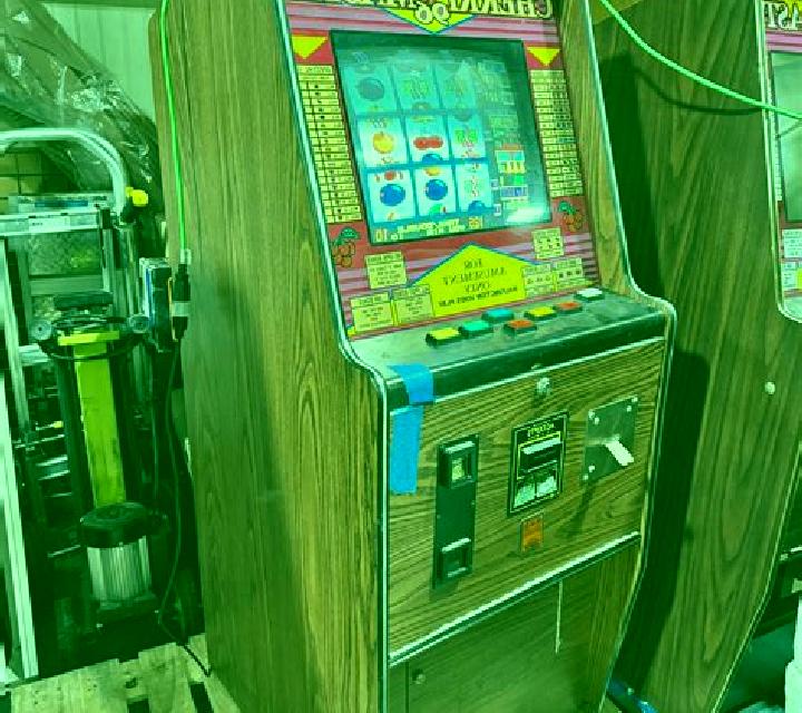 Cherry Deluxe 10000 slot