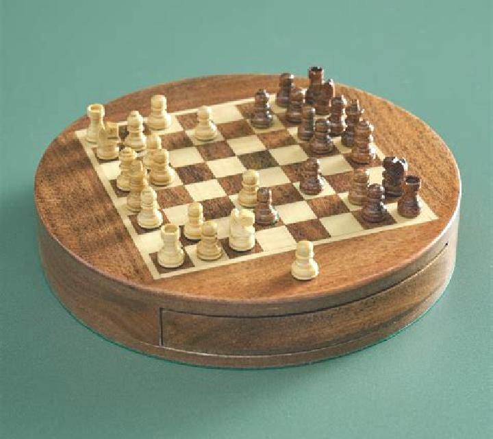 Chess Round slot