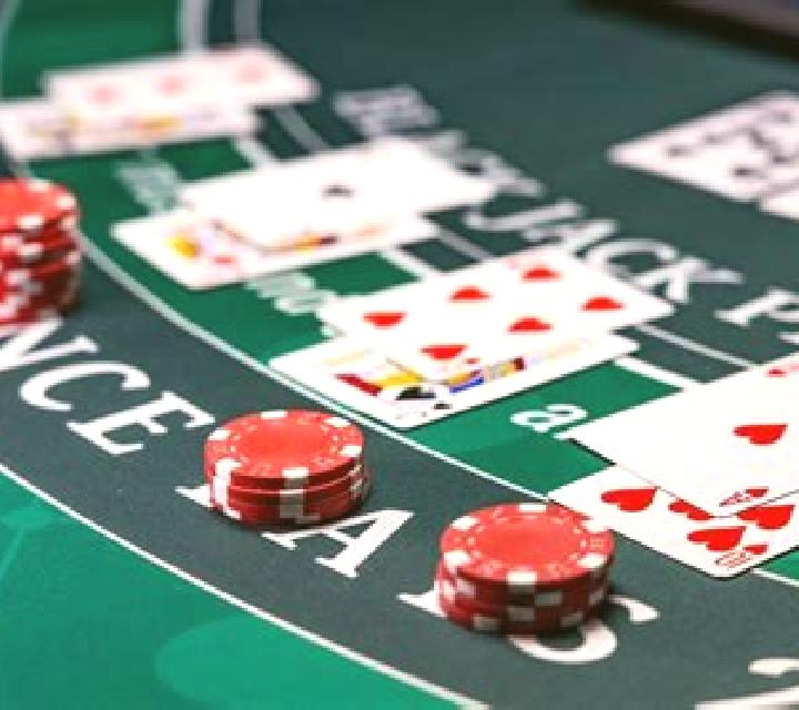 Chip Blackjack slot game