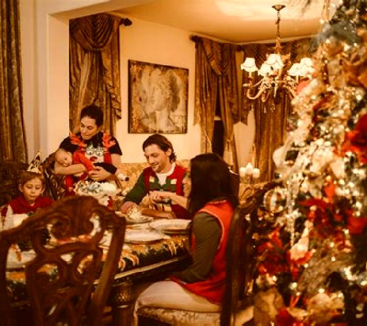 Christmas Dinner Wars slot machine